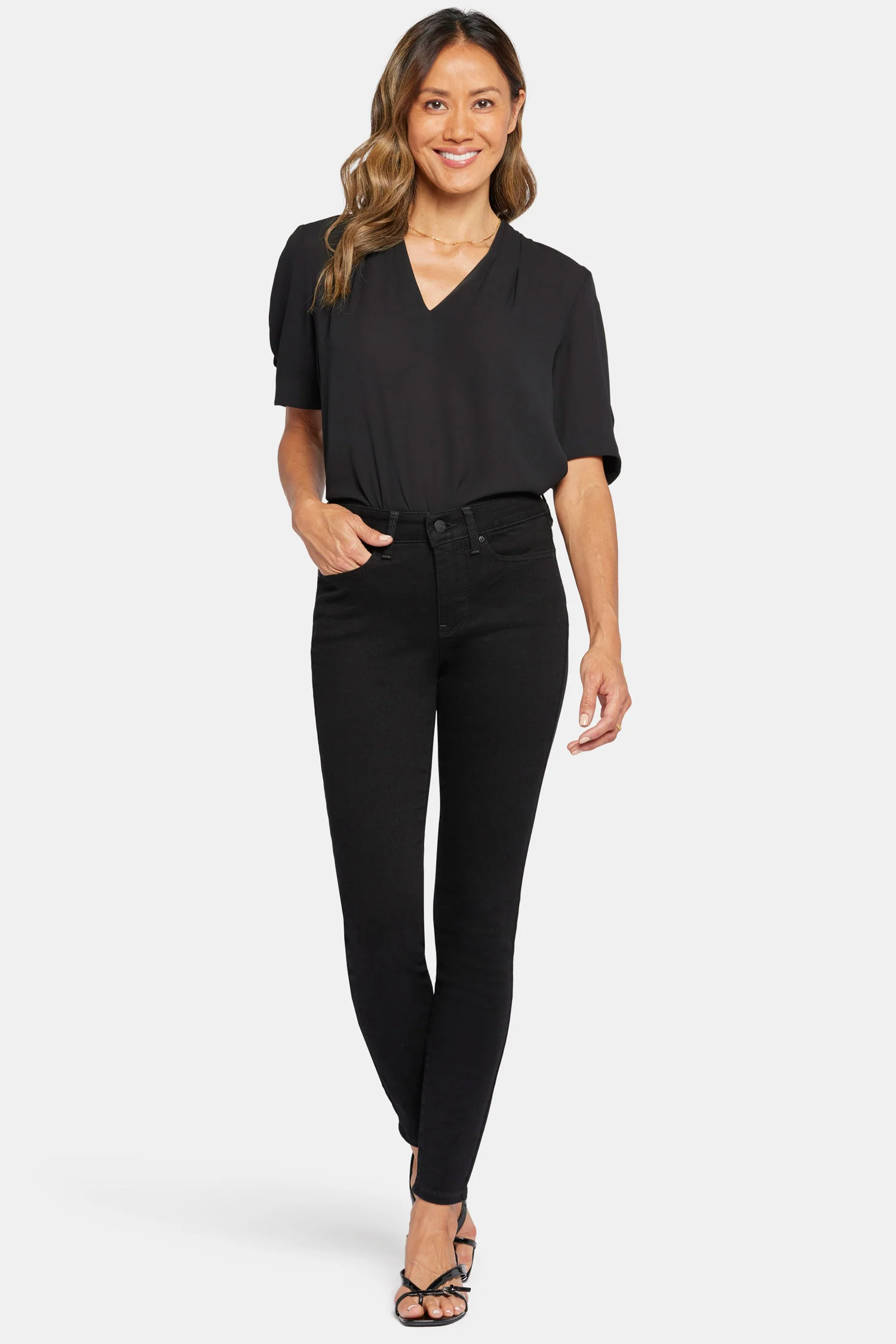 Ami Skinny Jeans In Petite - Black - Image 4