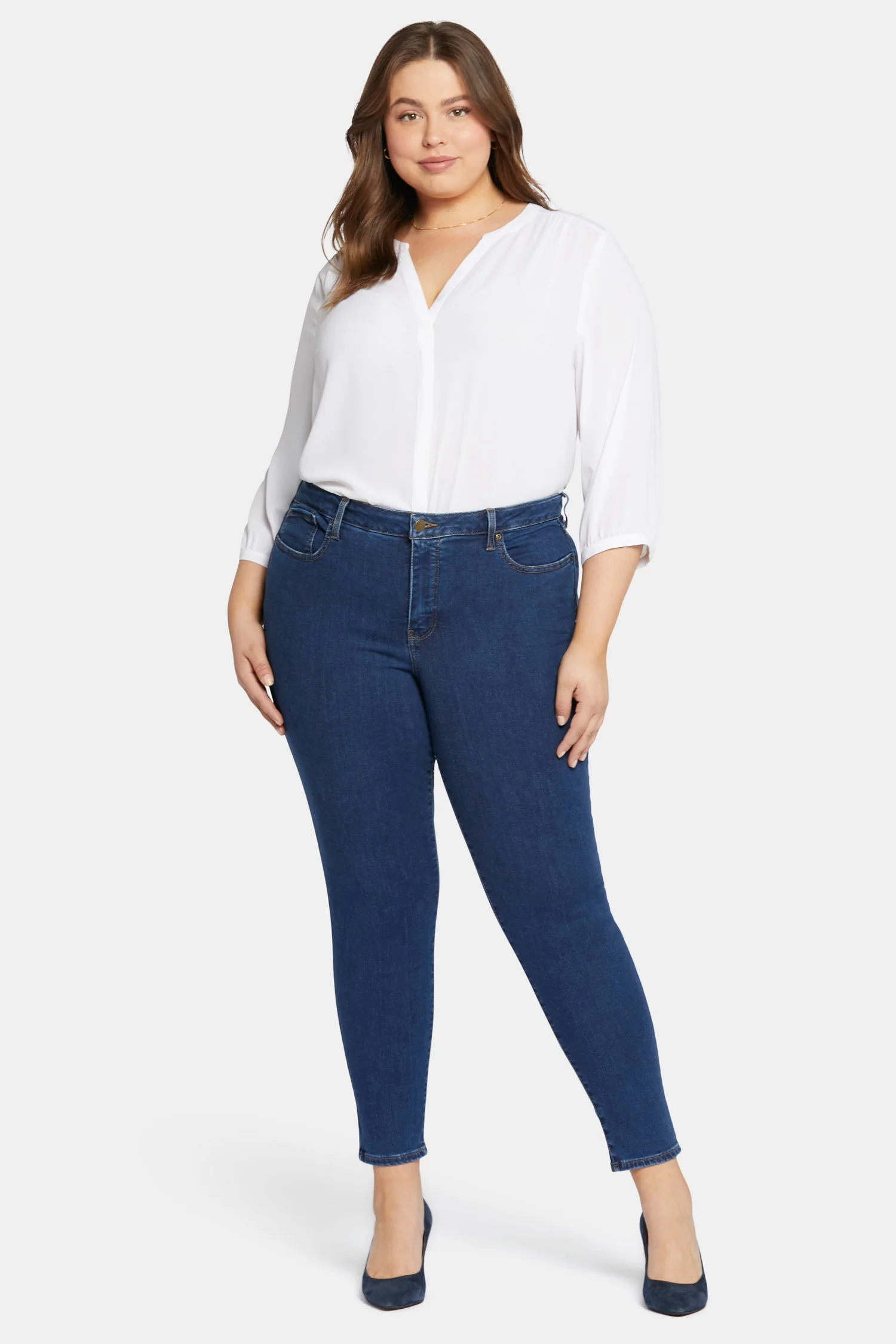 Ami Skinny Jeans In Plus Size - Quinn - Image 4