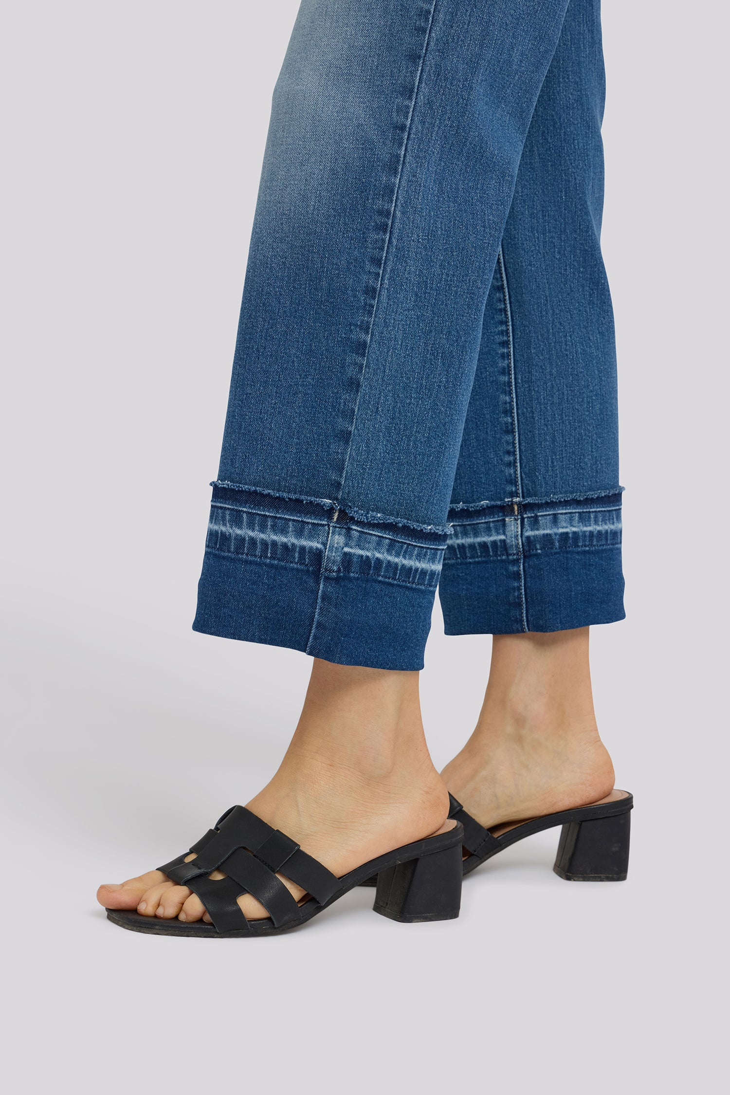 Bailey Relaxed Straight Ankle Jeans In Petite - Sun Soak - Image 2