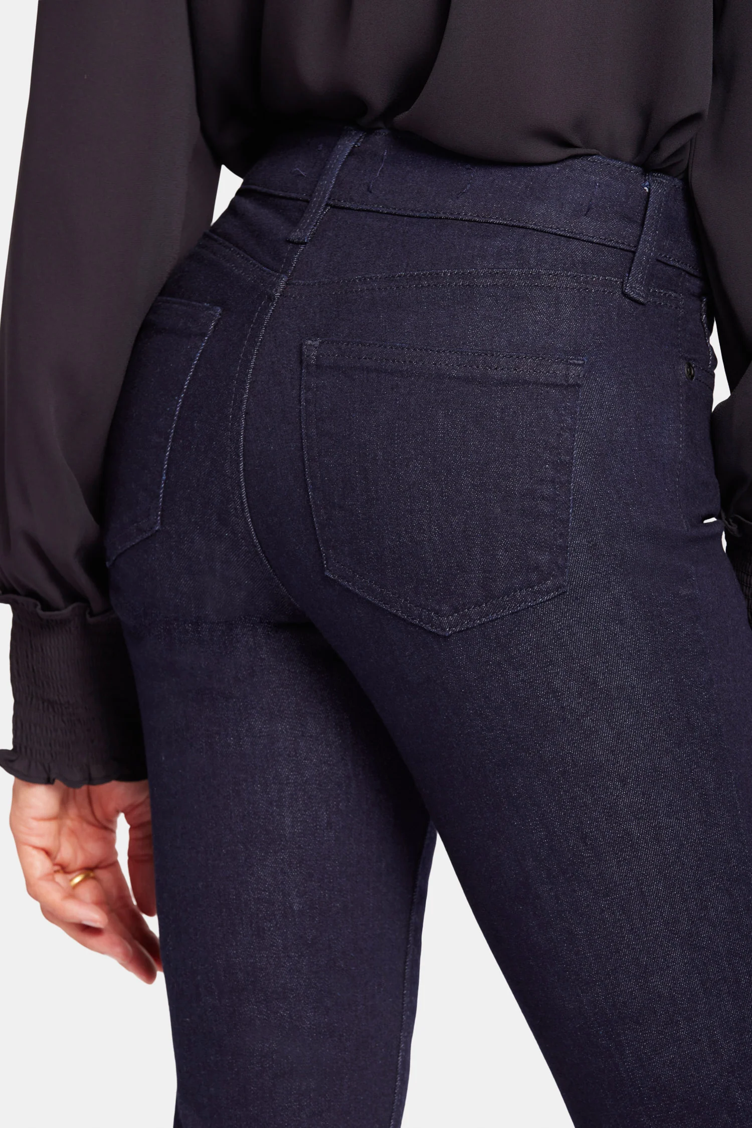 Barbara Bootcut Jeans In Petite - Rinse - Image 4