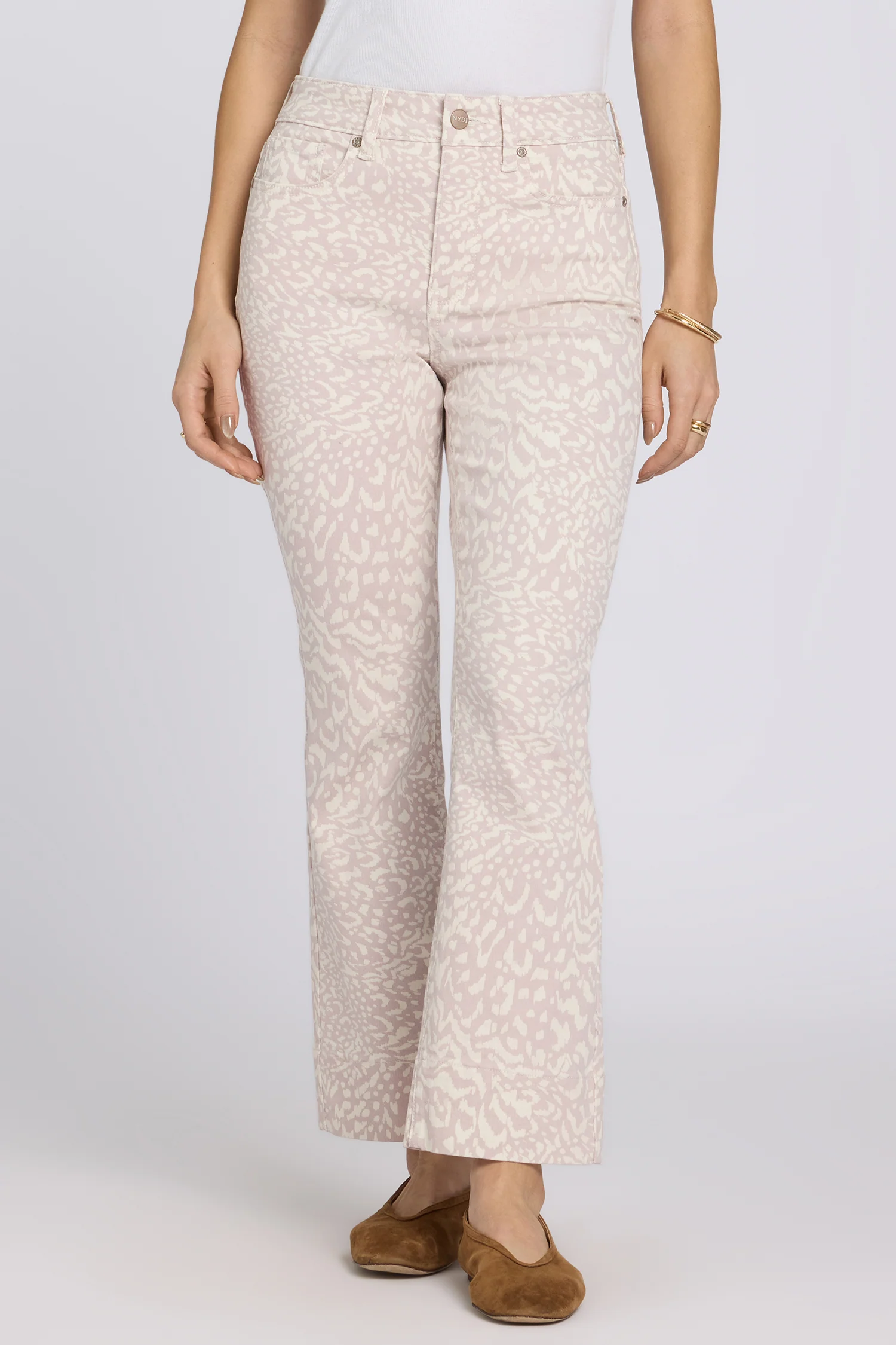 Billie Mini Bootcut Ankle Jeans In Petite - Snow Leopard - Image 5