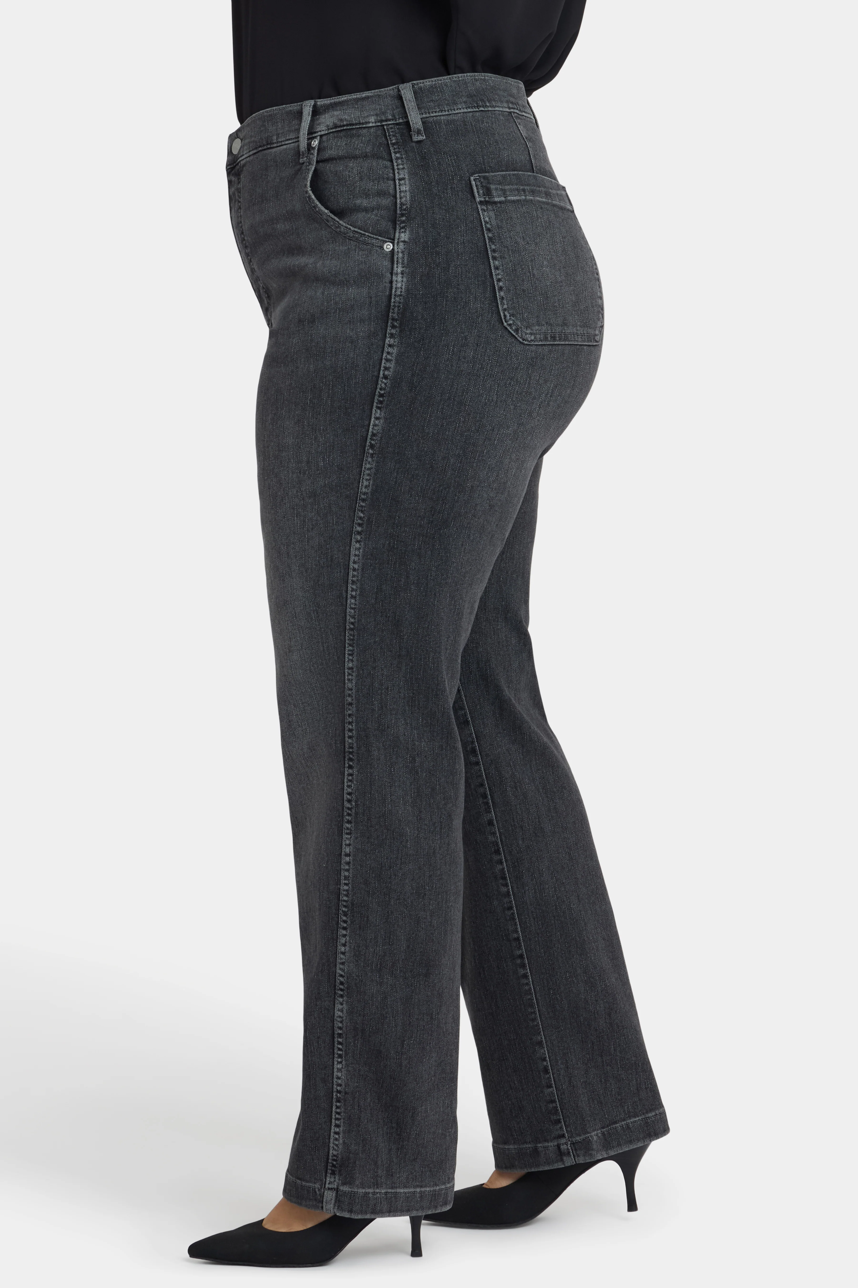 Brooke Loose Straight Jeans In Plus Size - Vintage Noir - Image 4