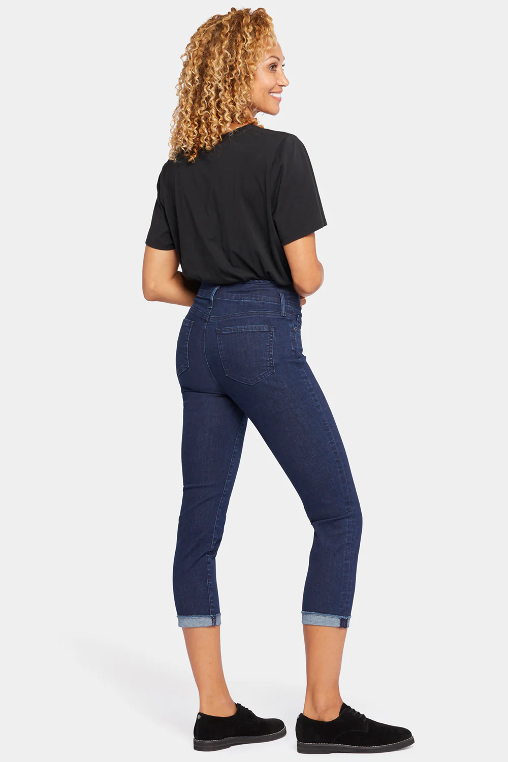 Chloe Capri Jeans In Petite - Mystique - Image 5