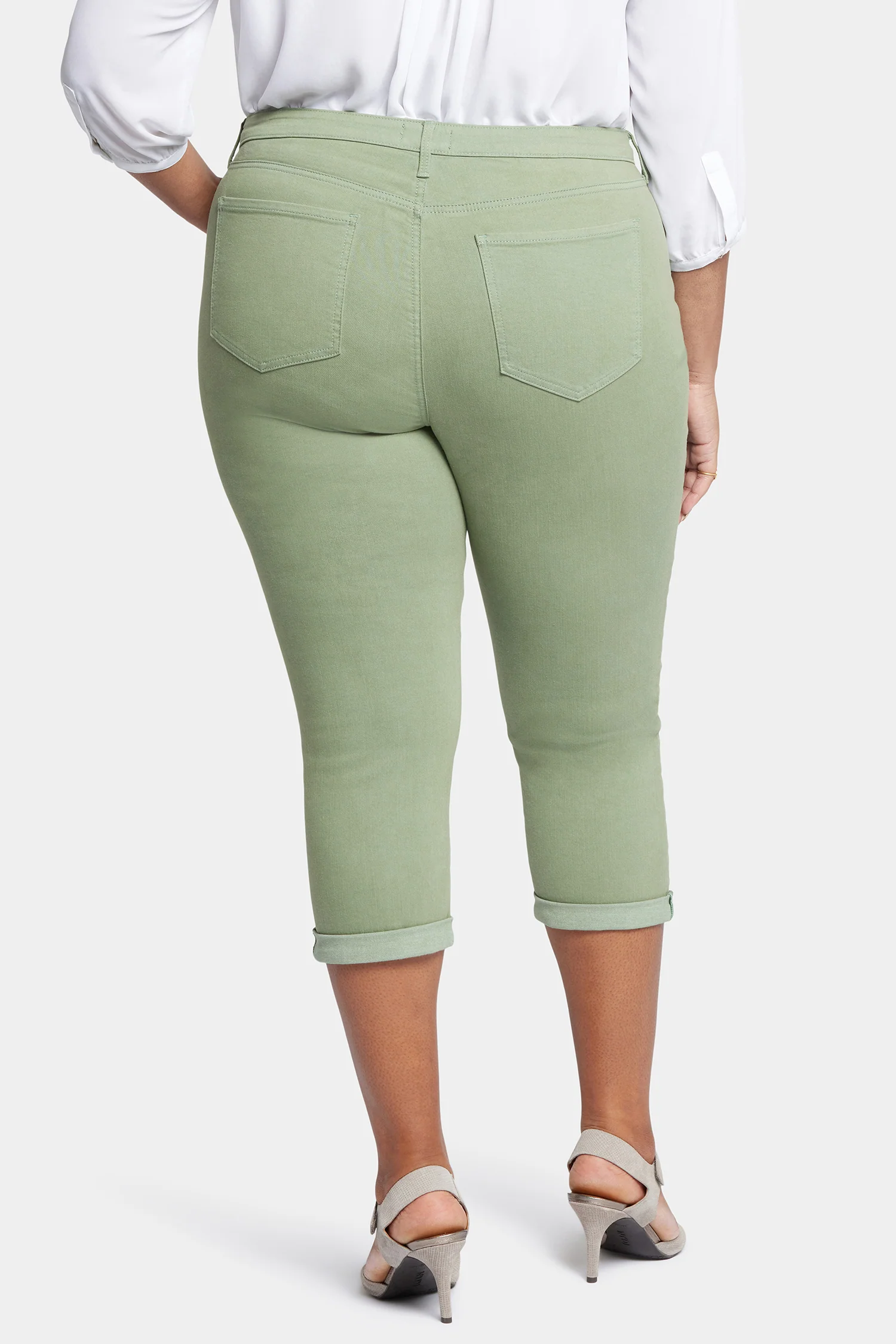 Chloe Skinny Capri Jeans In Plus Size - English Ivy - Image 2