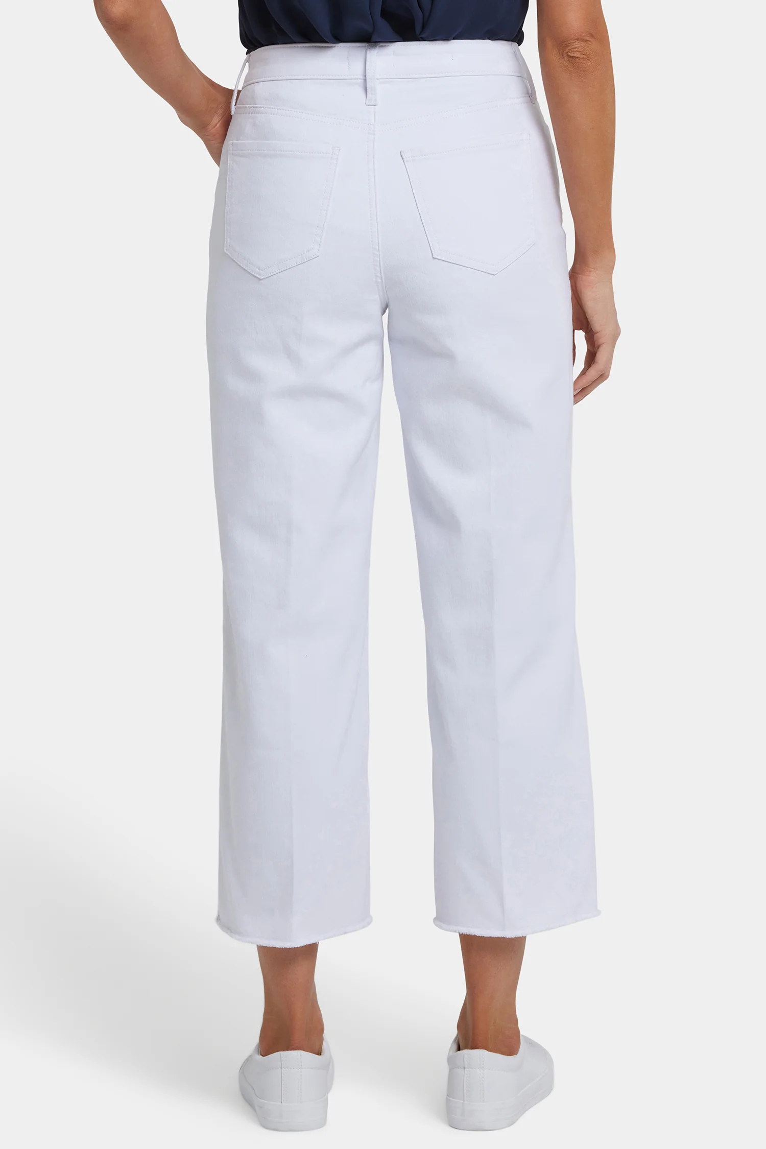 Coco Relaxed Wide Leg Crop Jeans - Optic White - Image 6