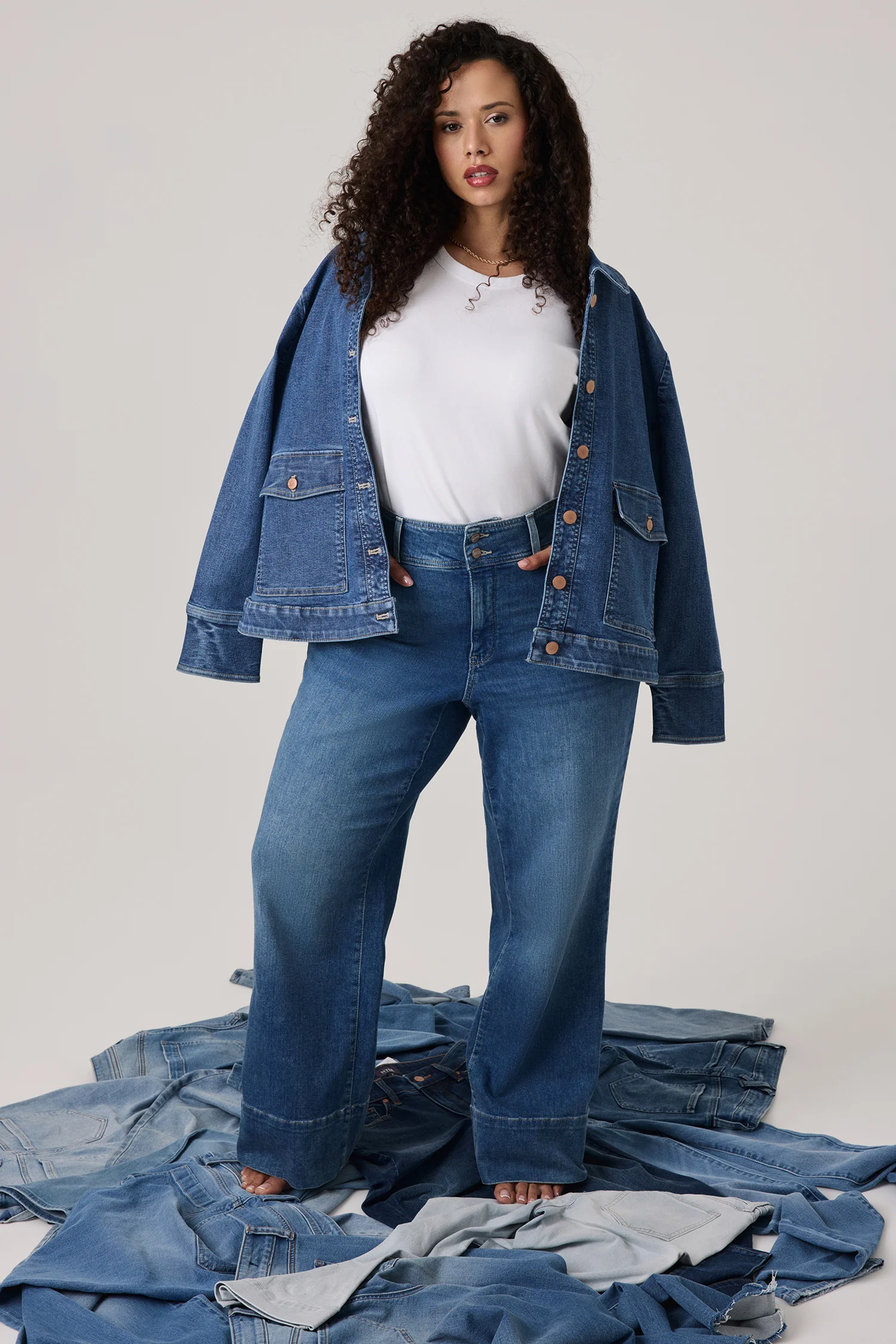 Denim Jacket In Plus Size - Salton - Image 2