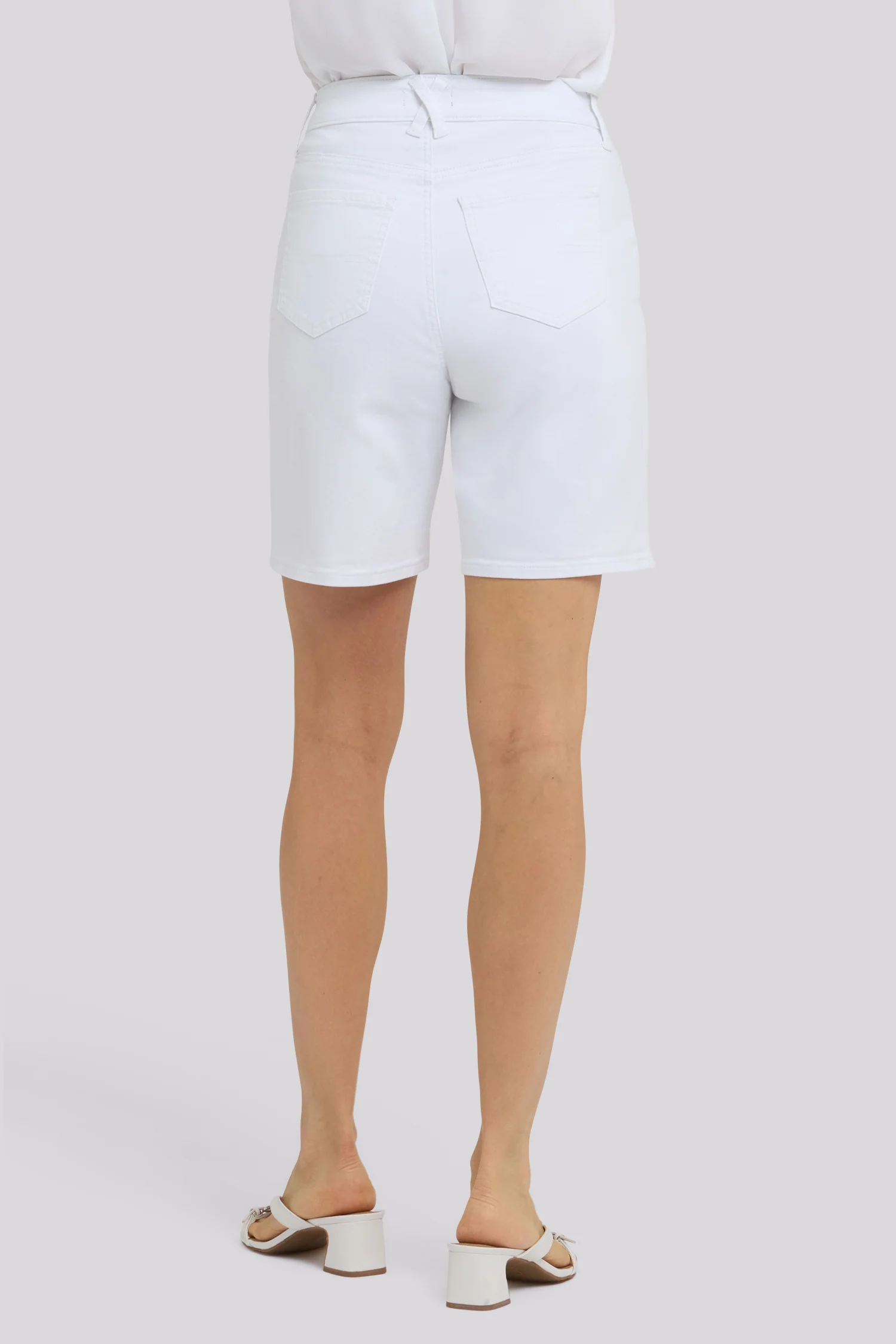 Erin Relaxed Denim Shorts - Optic White - Image 3
