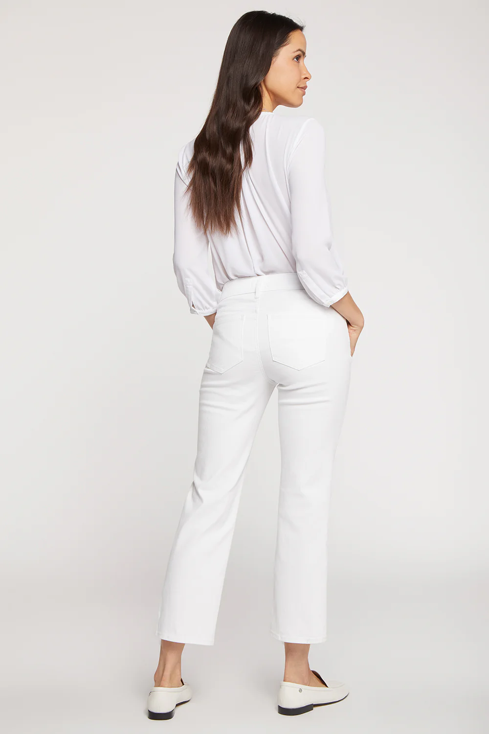 Marilyn Straight Ankle Jeans In Petite - Optic White - Image 6