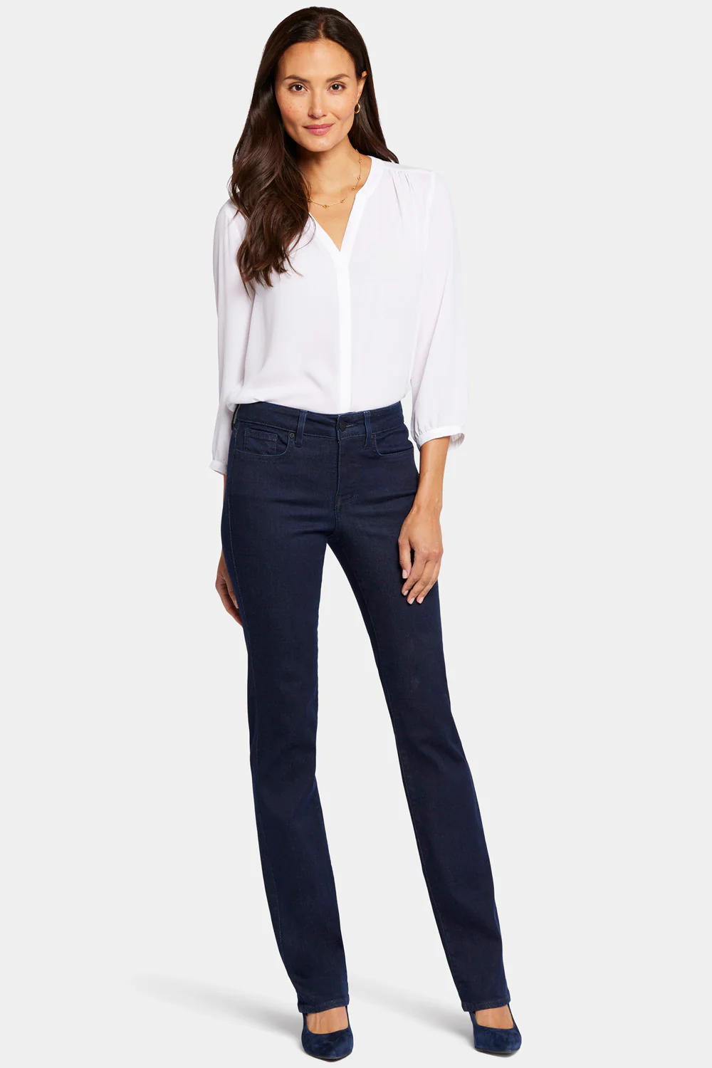 Marilyn Straight Jeans In Petite - Rinse - Image 4
