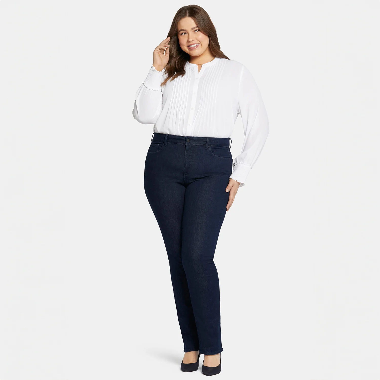 Marilyn Straight Jeans In Plus Size - Rinse - Image 5