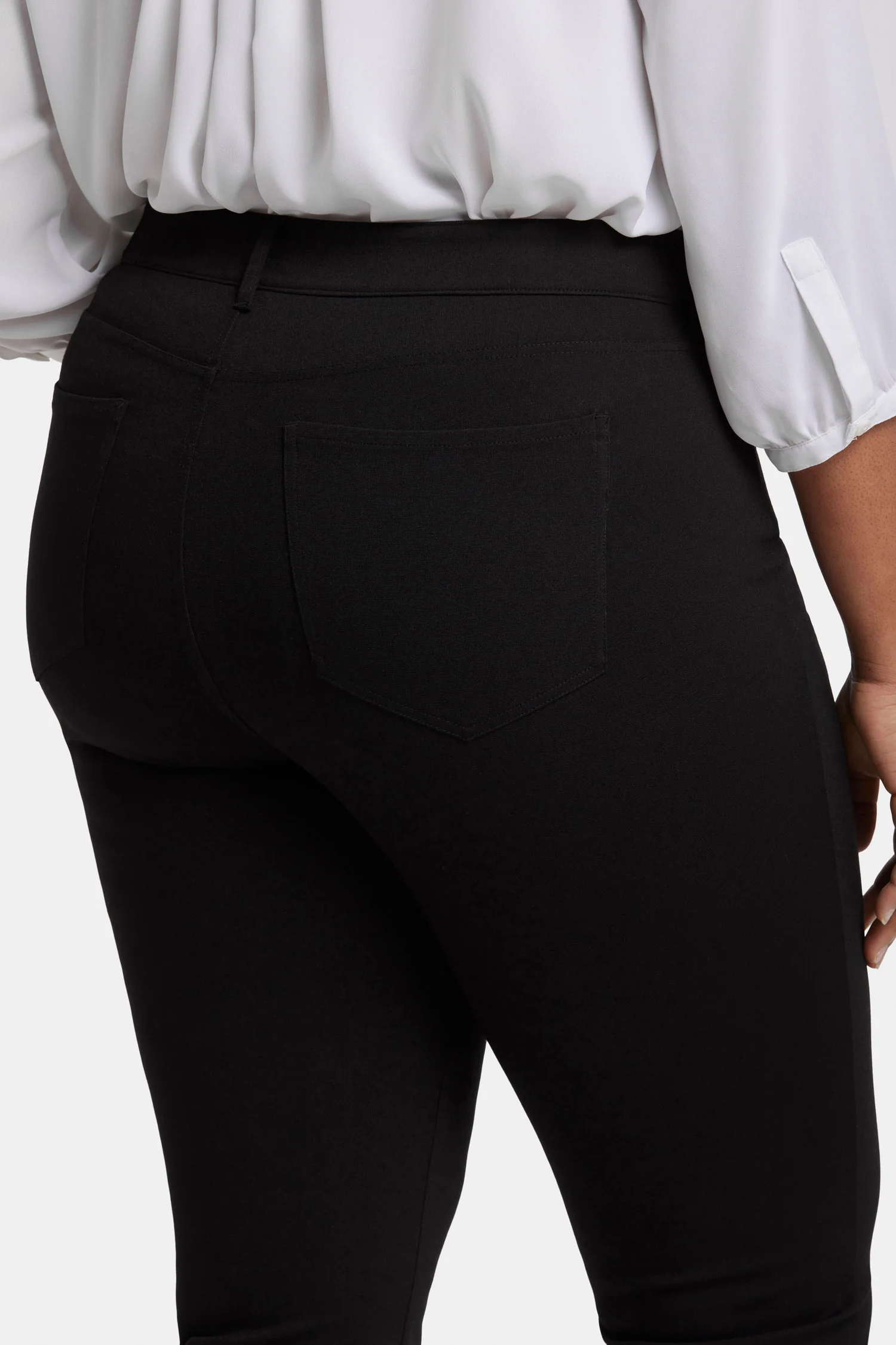 Marilyn Straight Pants In Plus Size - Black - Image 6