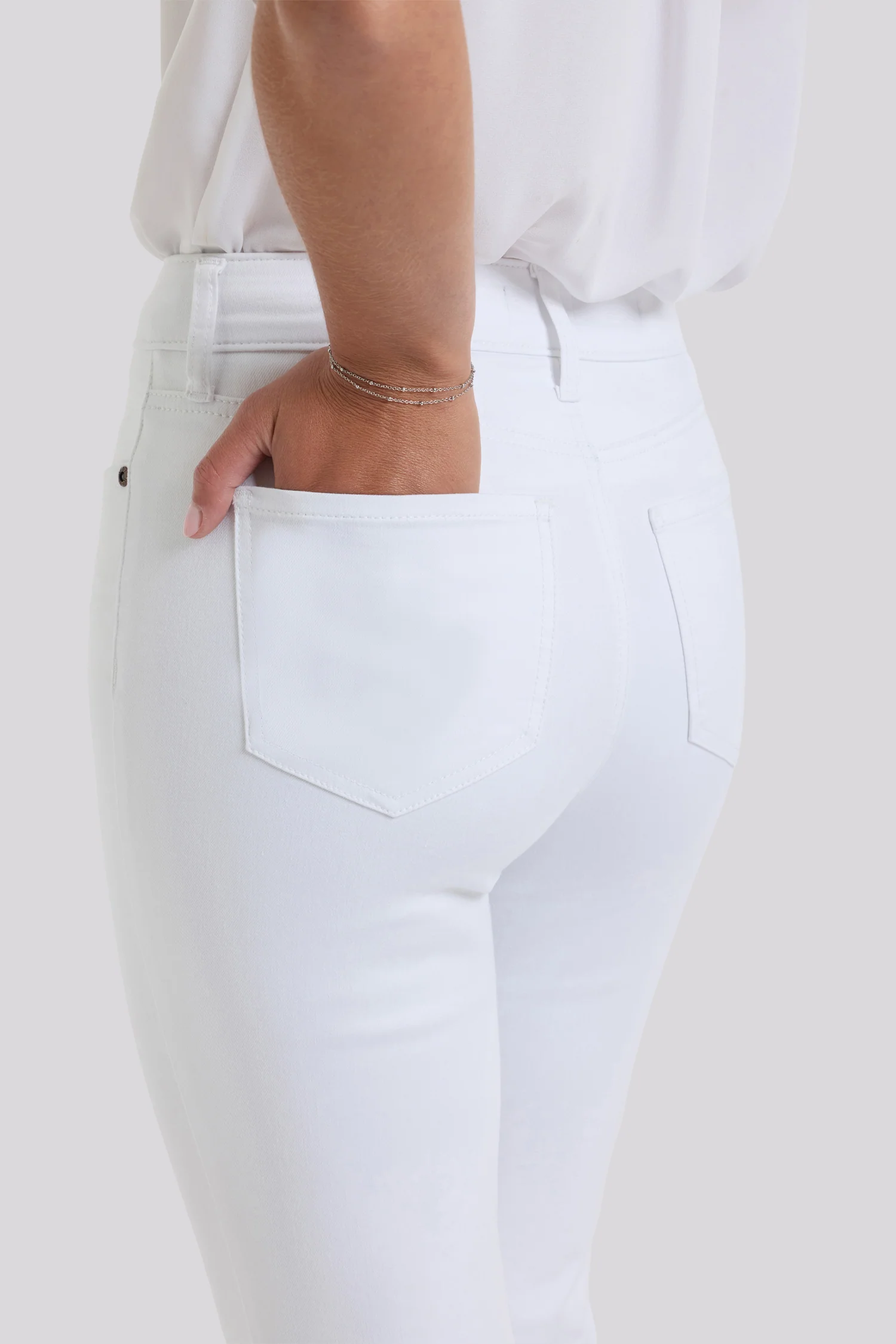 Monica Kick Flare Crop Jeans - Optic White - Image 5