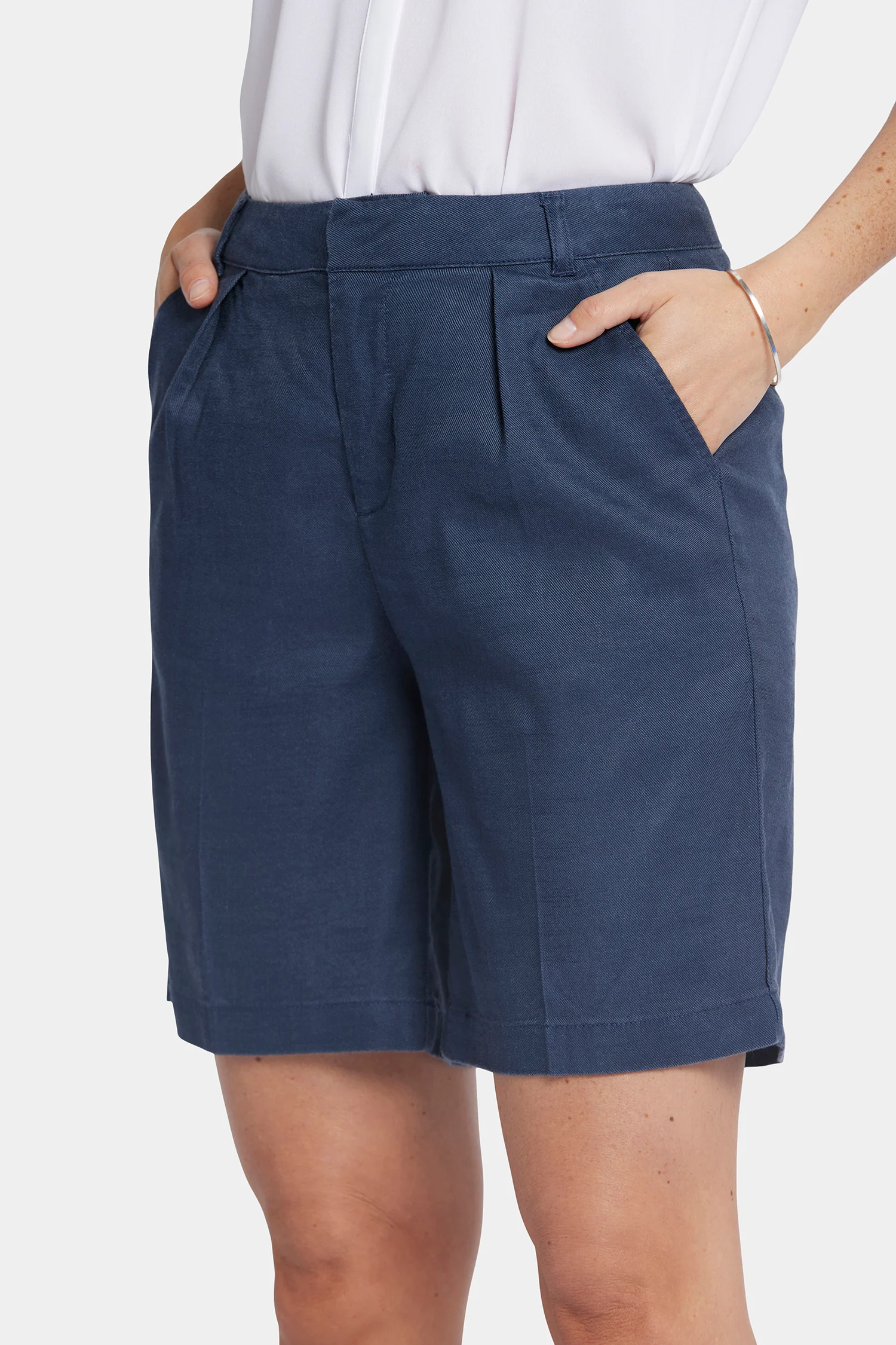 Relaxed Shorts In Petite - Oxford Navy - Image 6