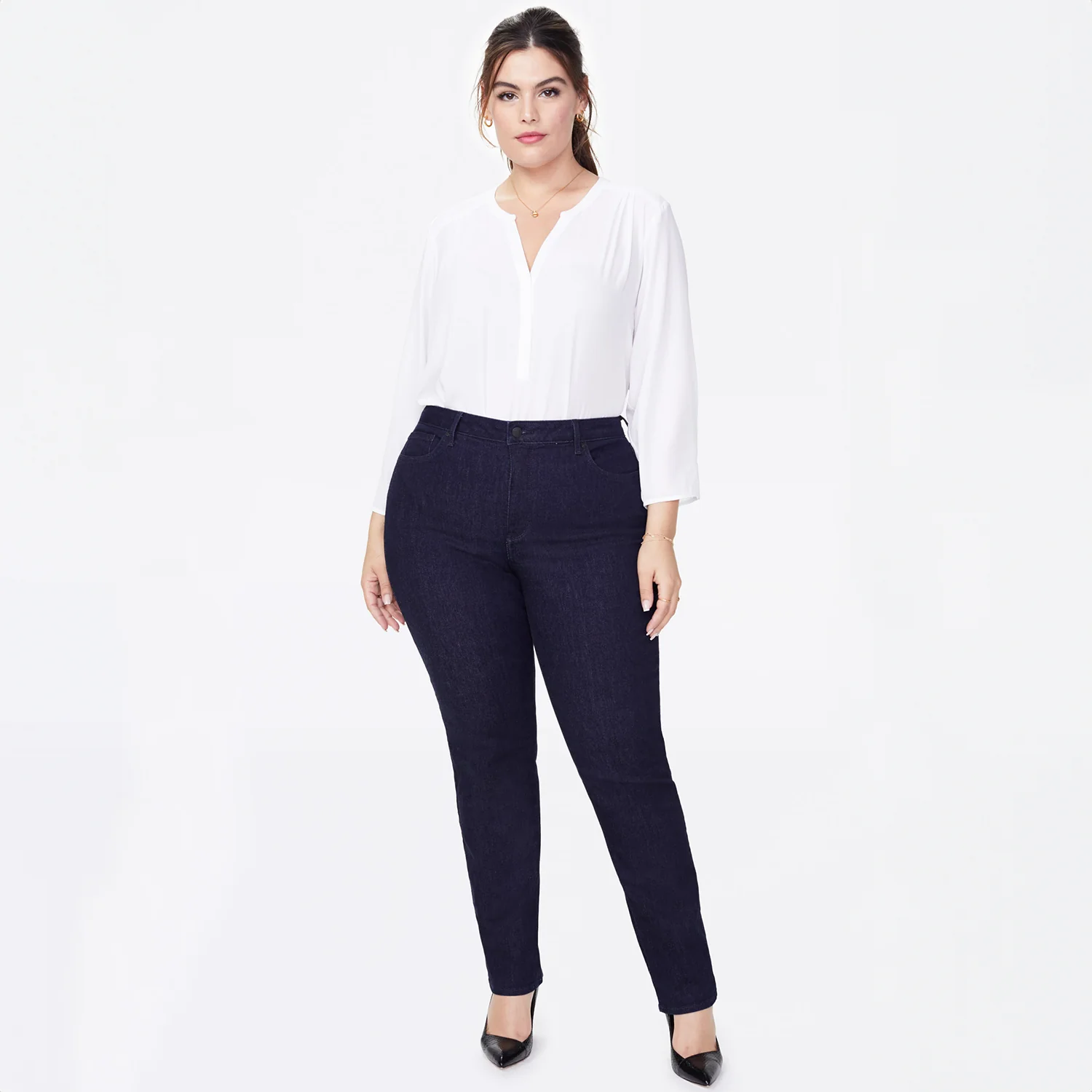 Sheri Slim Jeans In Plus Size - Rinse - Image 4
