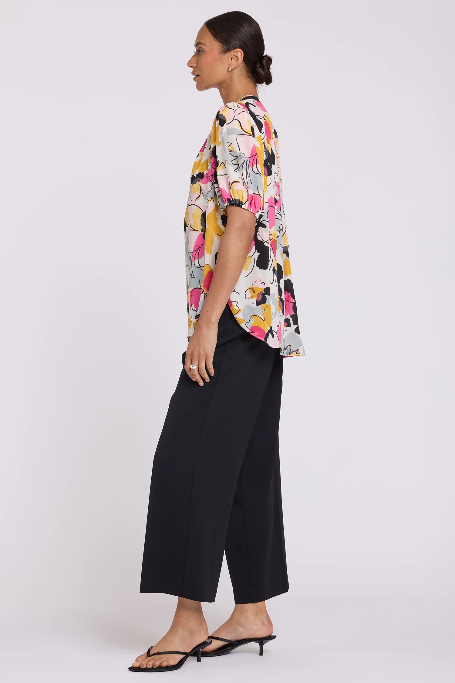 Short Puff Sleeved Popover Top - Floral Ballet - Image 3