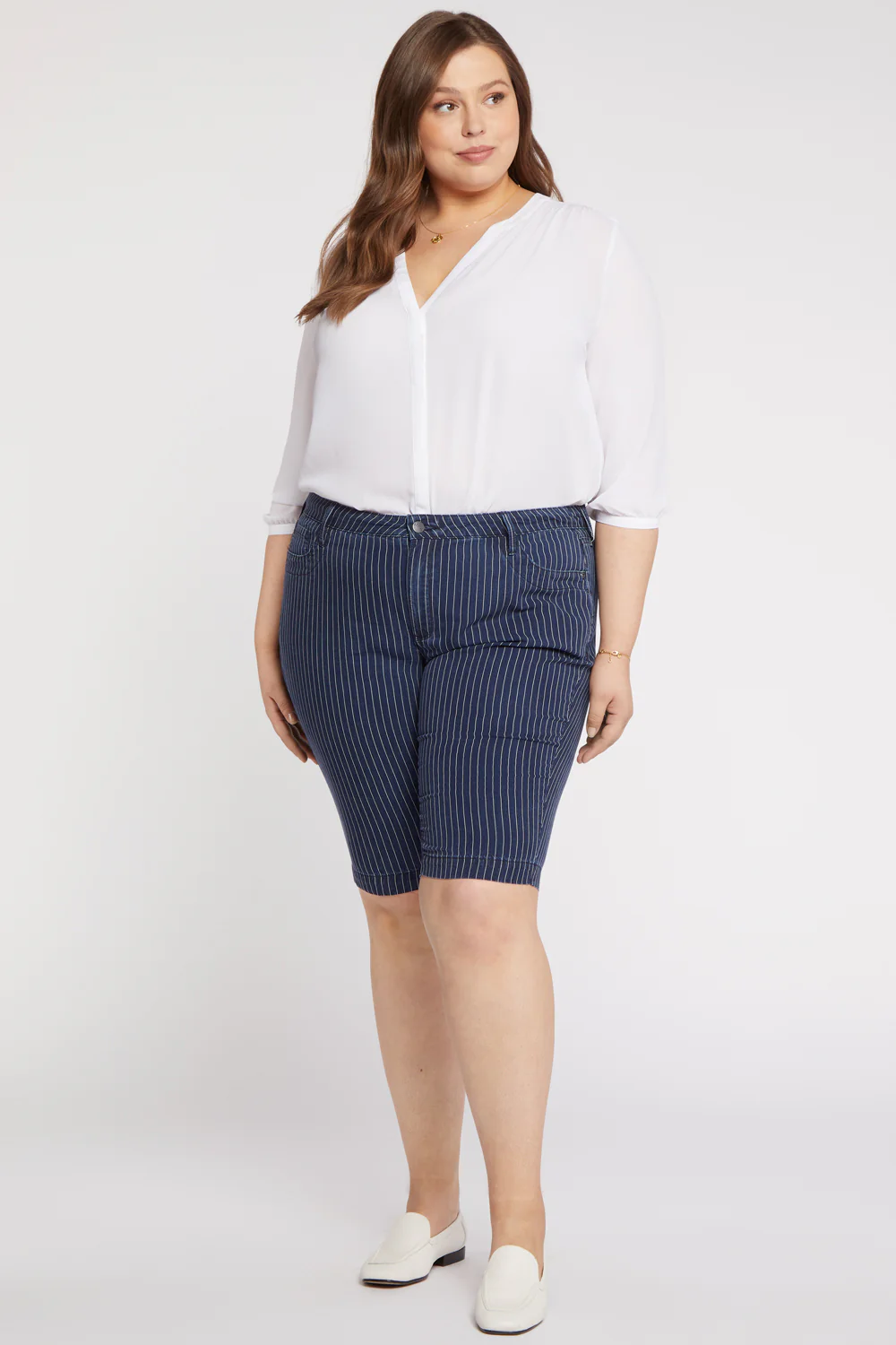 Tailored Bermuda Shorts in Plus Size - Dark Enzyme - Image 4