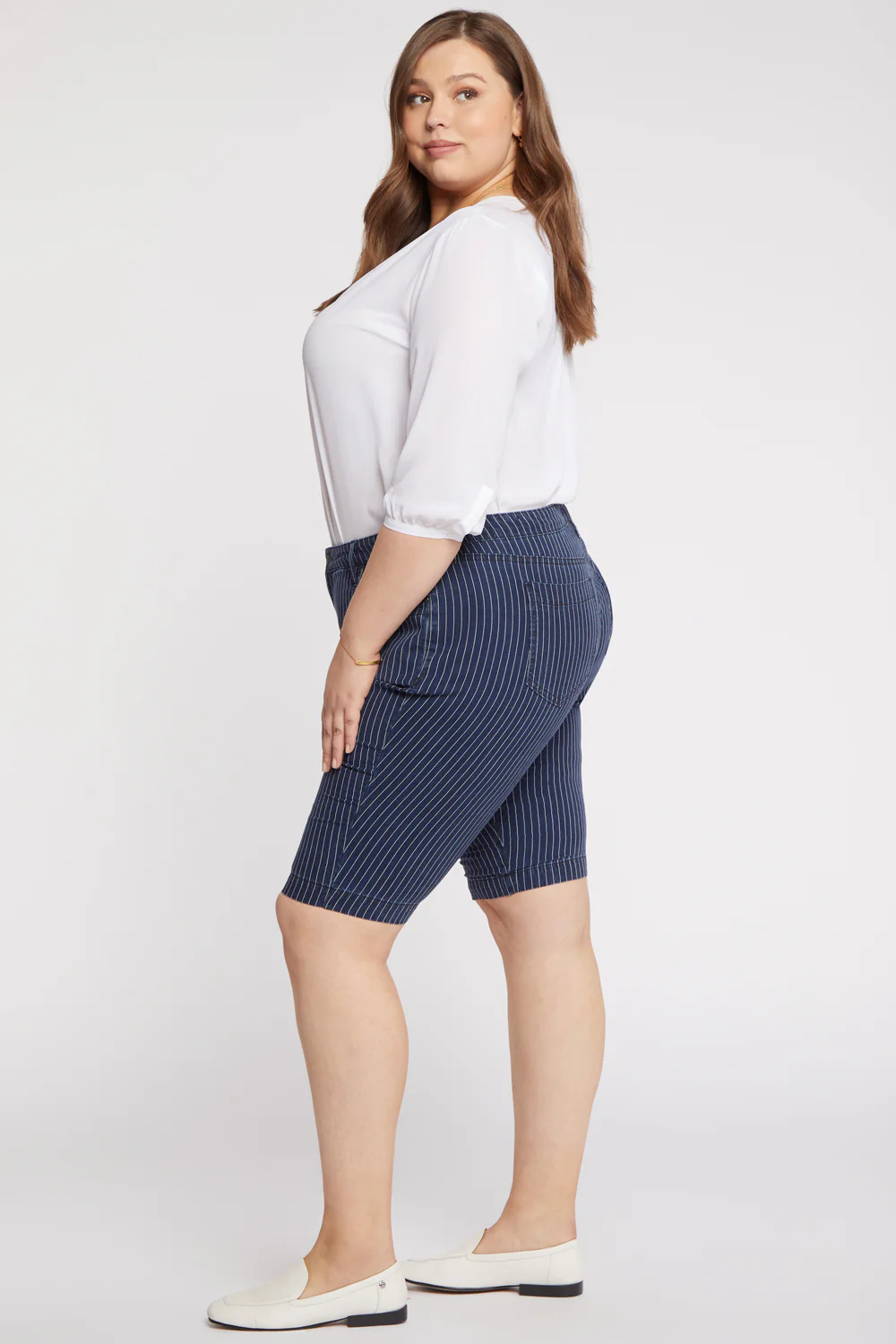 Tailored Bermuda Shorts in Plus Size - Dark Enzyme - Image 6