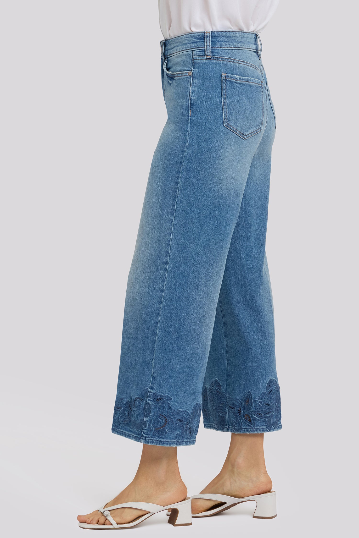 Teresa Wide Leg Ankle Jeans In Petite - Port Sea - Image 4