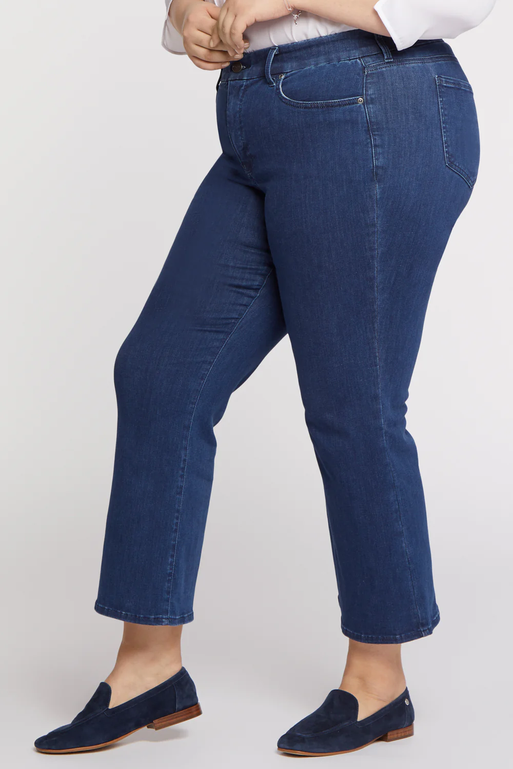 Waist-Match™ Relaxed Flared Jeans In Plus Size - Genesis - Image 3